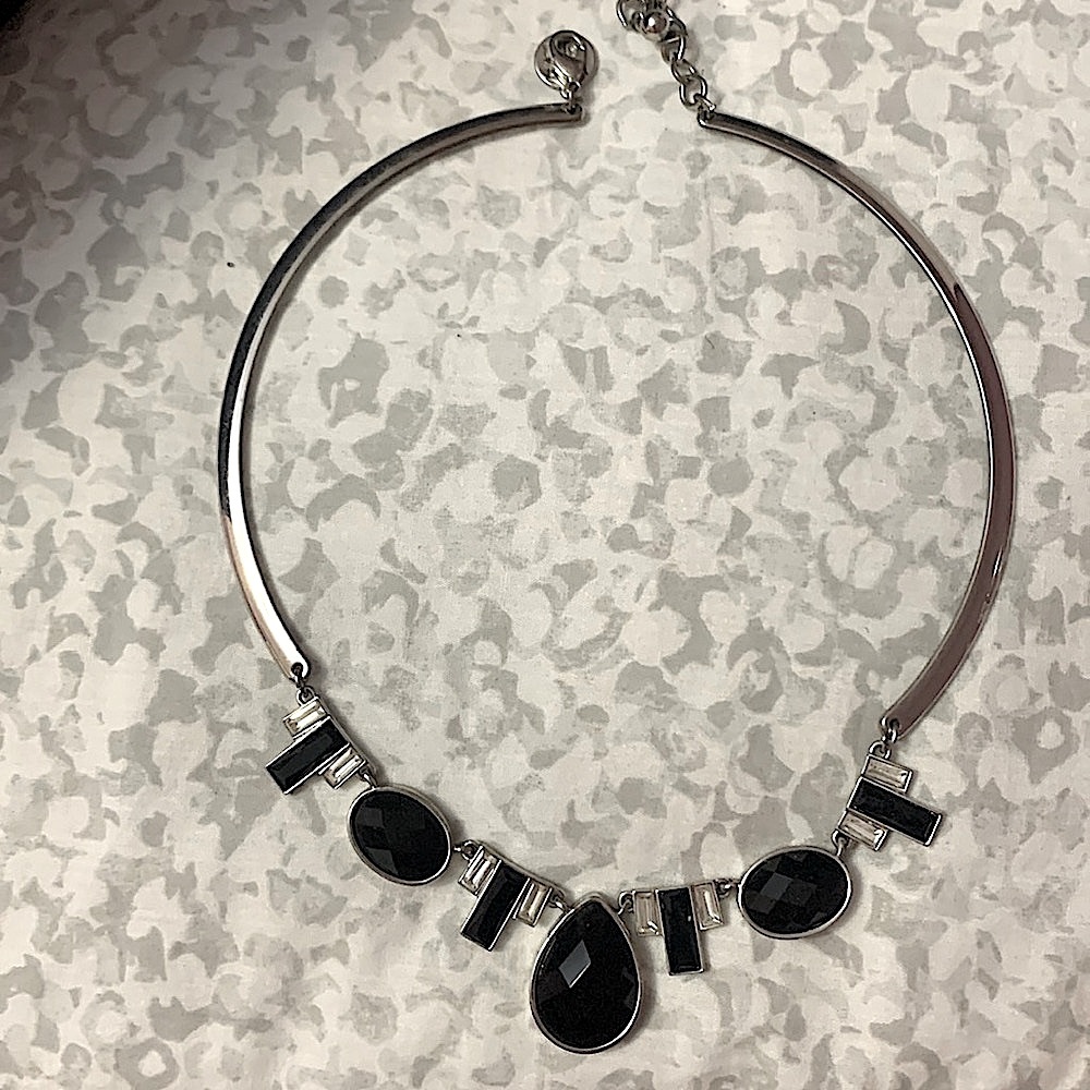 Amazing black and silver necklace
